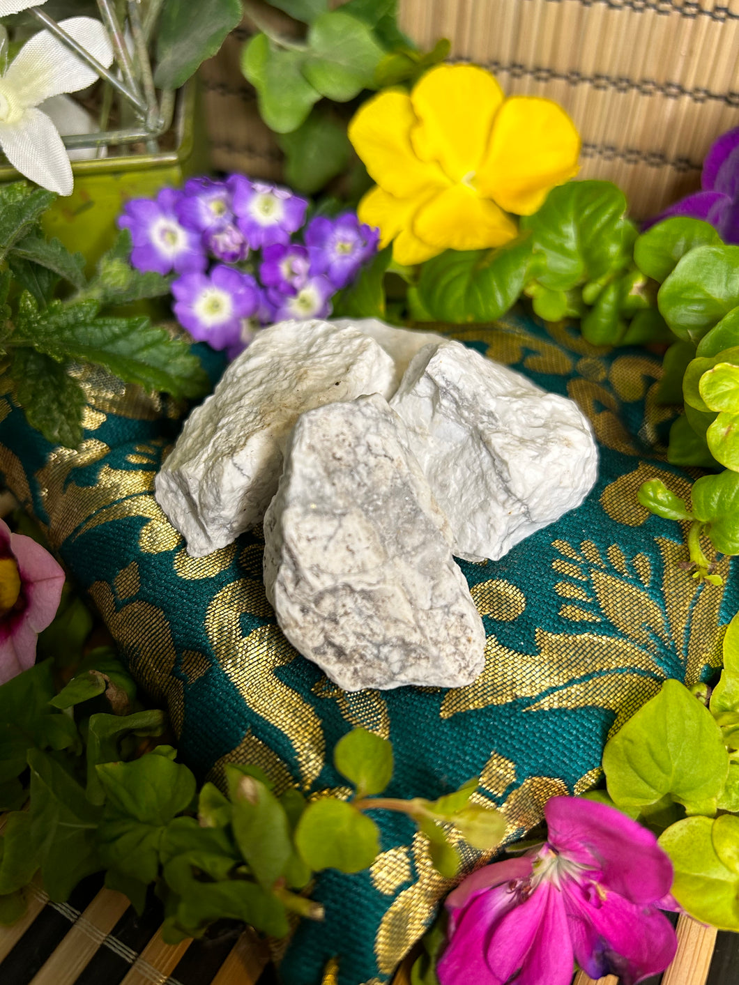 Howlite