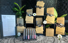 Load image into Gallery viewer, Crystal, Bracelet, Essence Spray Gift Set Retail Display