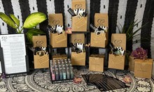 Load image into Gallery viewer, Signature Box Retail Display With Crystal Essence Retail Spray Set